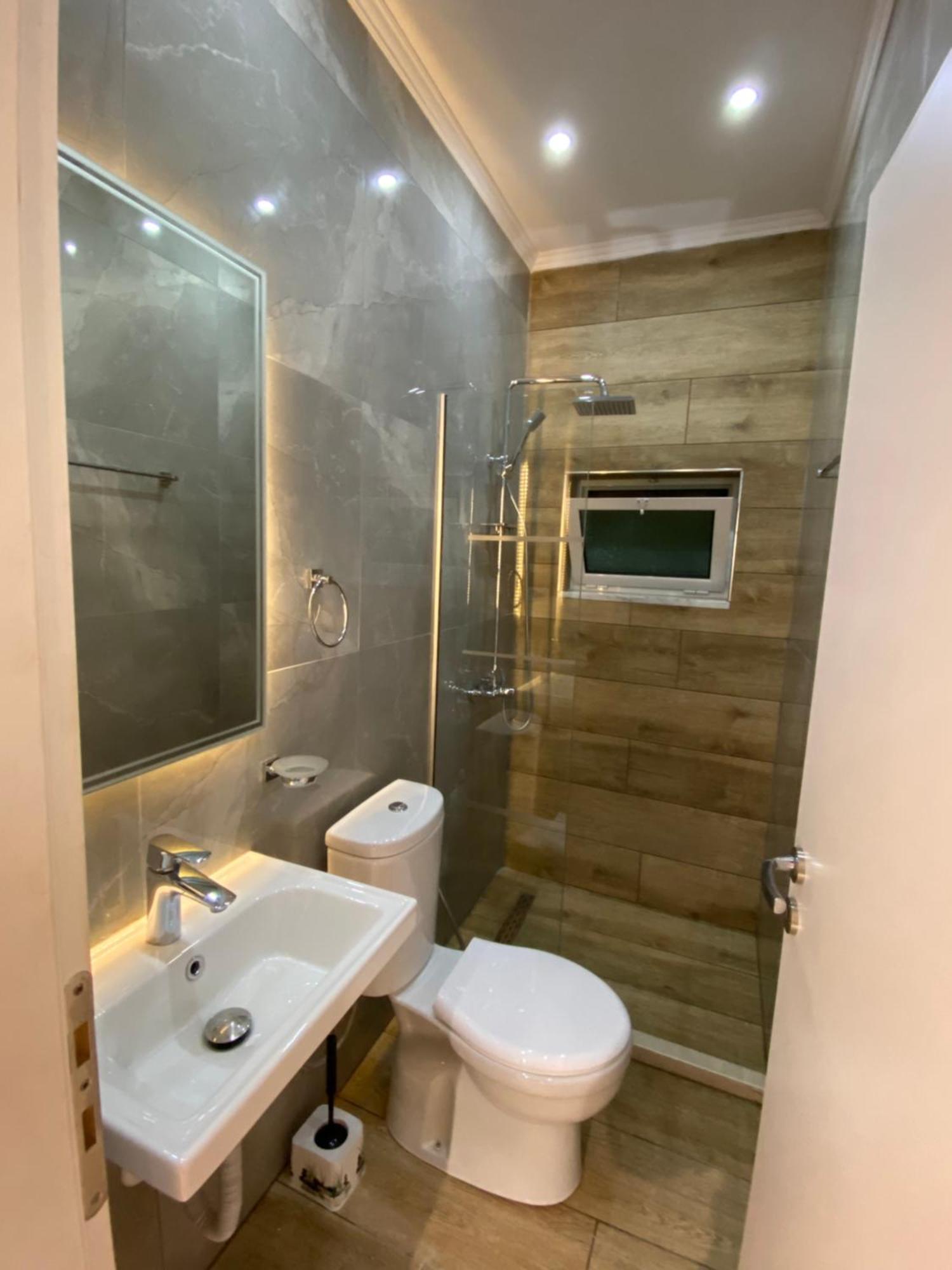 Novs Apartment3 Gjirokastër 외부 사진