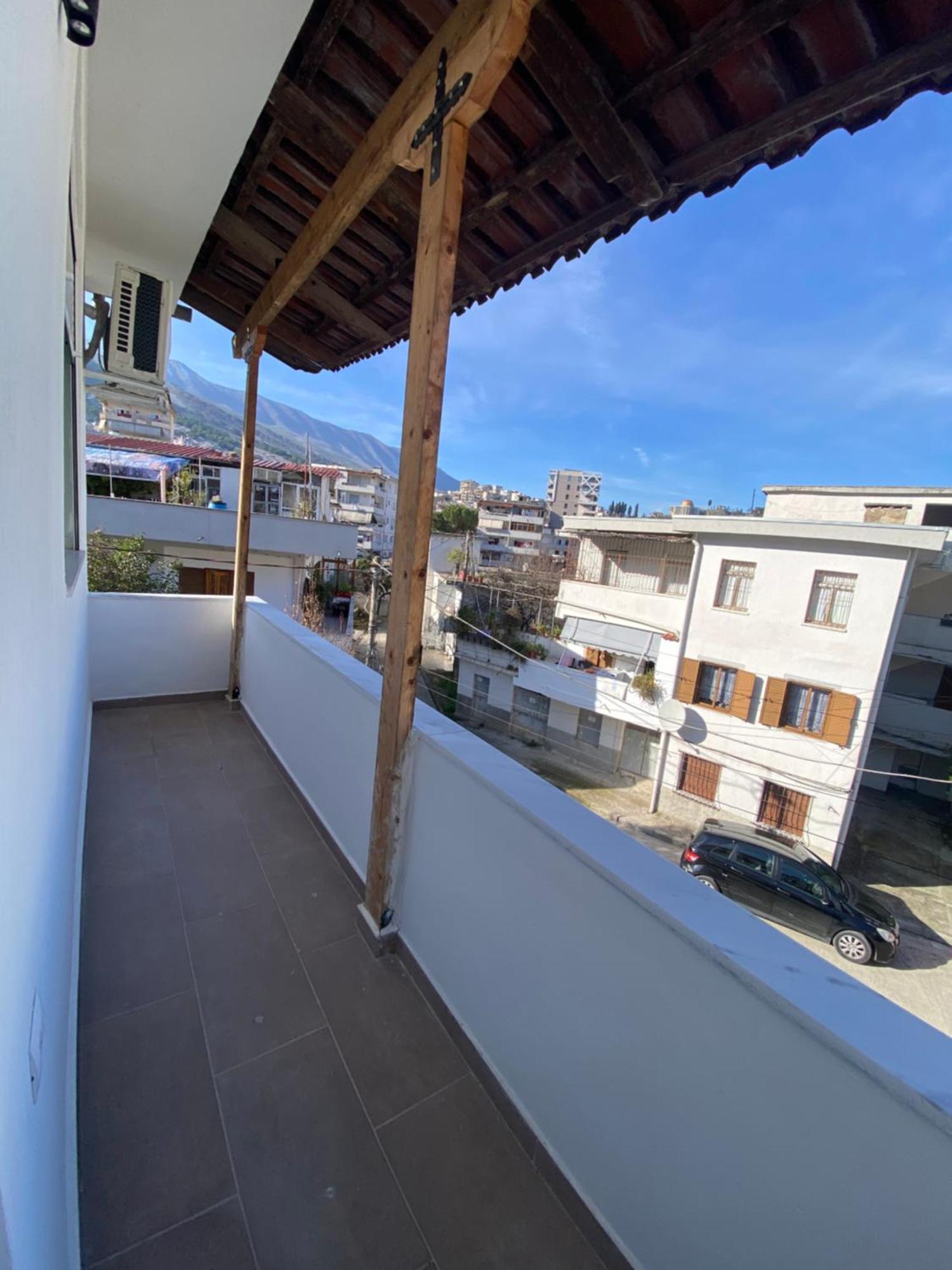 Novs Apartment3 Gjirokastër 외부 사진